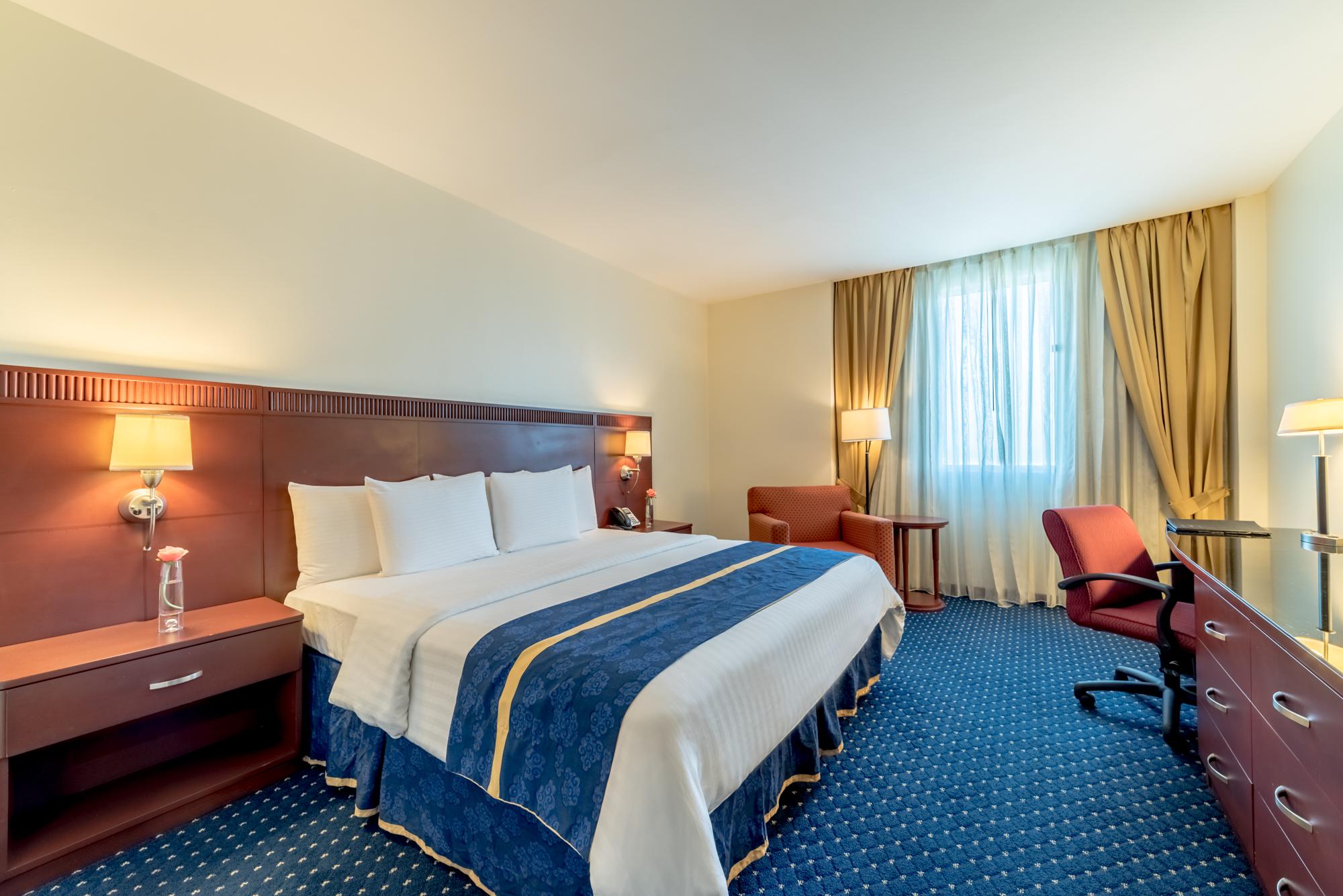 Готель Hodelpa Garden Court Сантьяго-де-лос-Трейнта-Кабальєрос Екстер'єр фото
