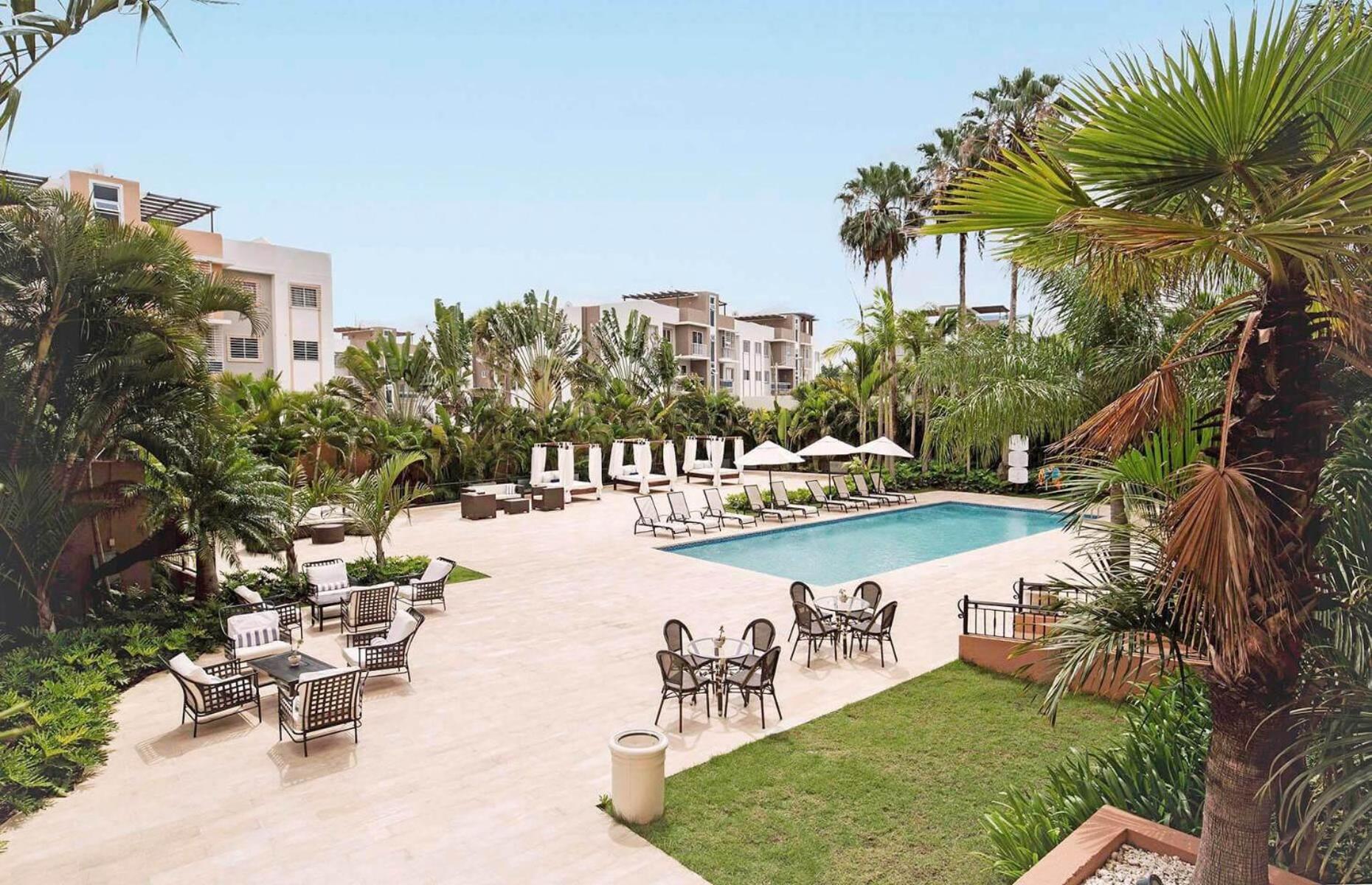 Готель Hodelpa Garden Court Сантьяго-де-лос-Трейнта-Кабальєрос Екстер'єр фото