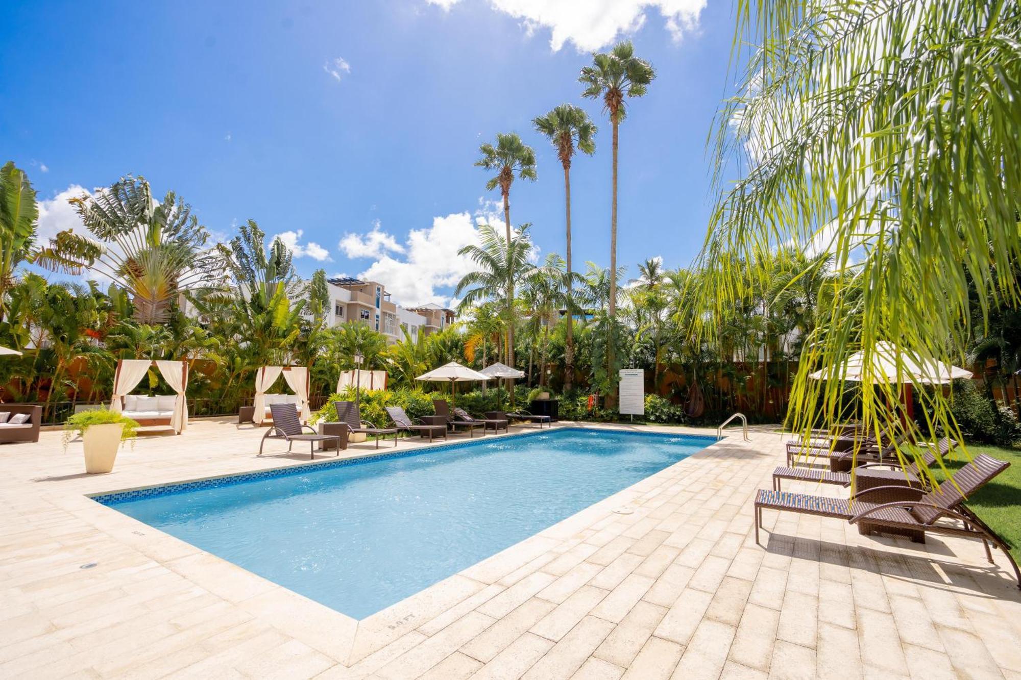 Готель Hodelpa Garden Court Сантьяго-де-лос-Трейнта-Кабальєрос Екстер'єр фото
